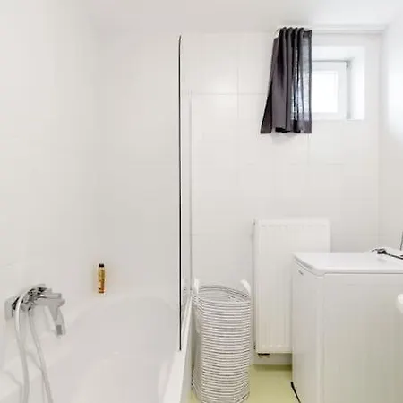 Lovely Flat With Large Terrace *