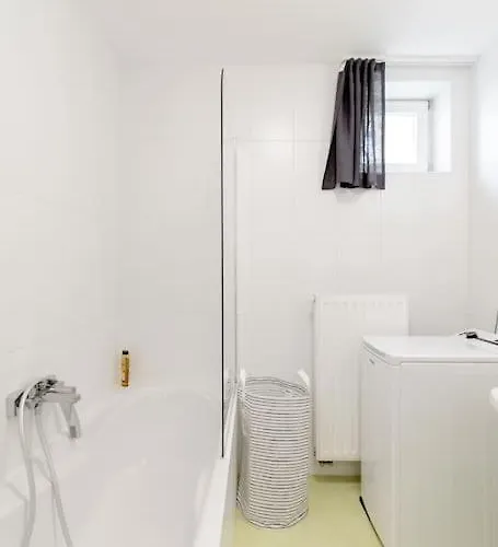 Lovely Flat With Large Terrace *